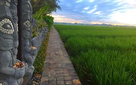 Beachfront Villa Laut Tabanan